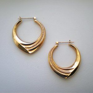 Vintage LARGE Designer Solid 14K Yellow Gold Heart Shaped Hoop Pierced Earrings